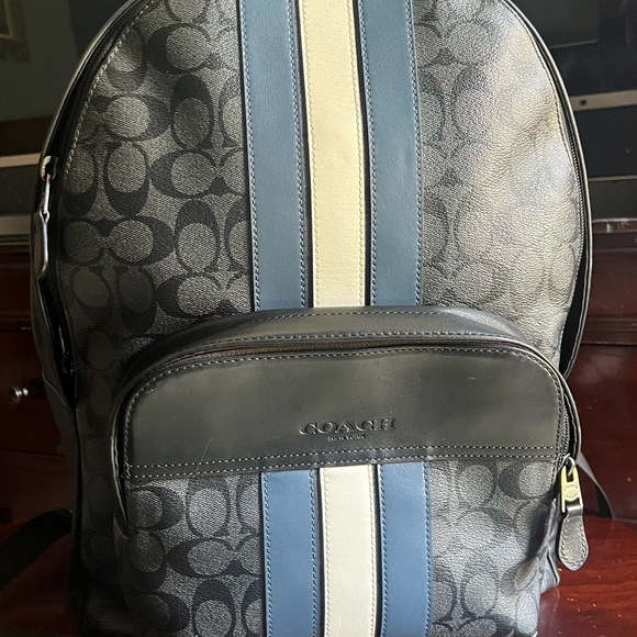 Coach Houston Backpack In Signature
Canvas With Varsity Stripe - Picture 6 of 7